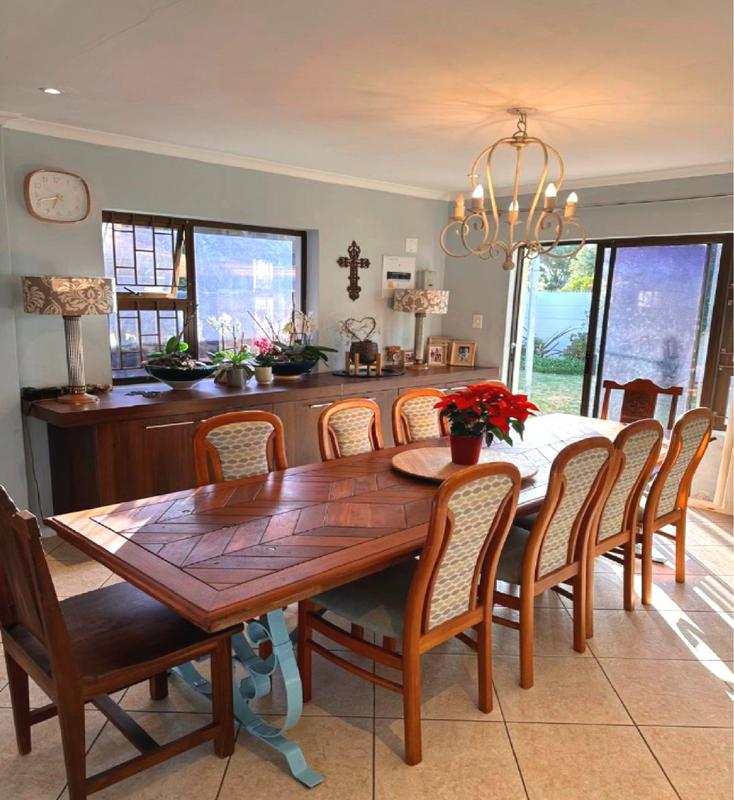 4 Bedroom Property for Sale in Fish Hoek Western Cape